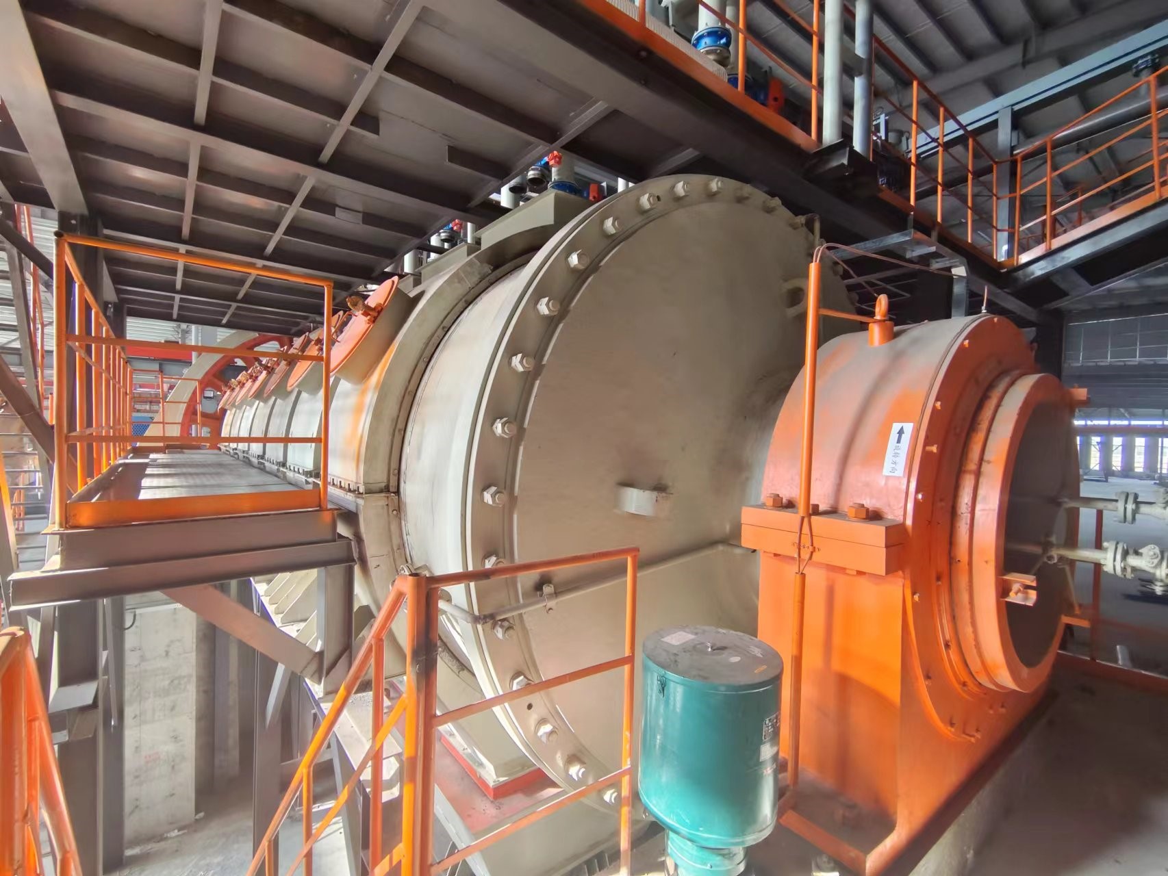 High-efficiency α-alumina powder preparation specialized equipment: Ceramic water-cooled ball mill